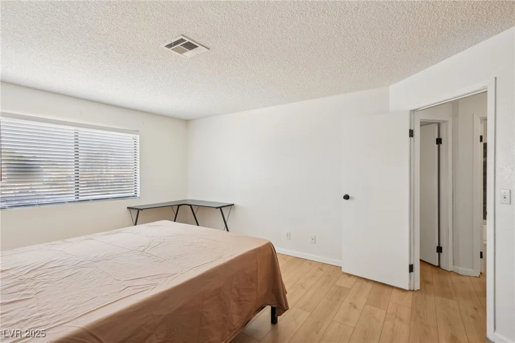 6711 Charleston, Las Vegas, NV 89146