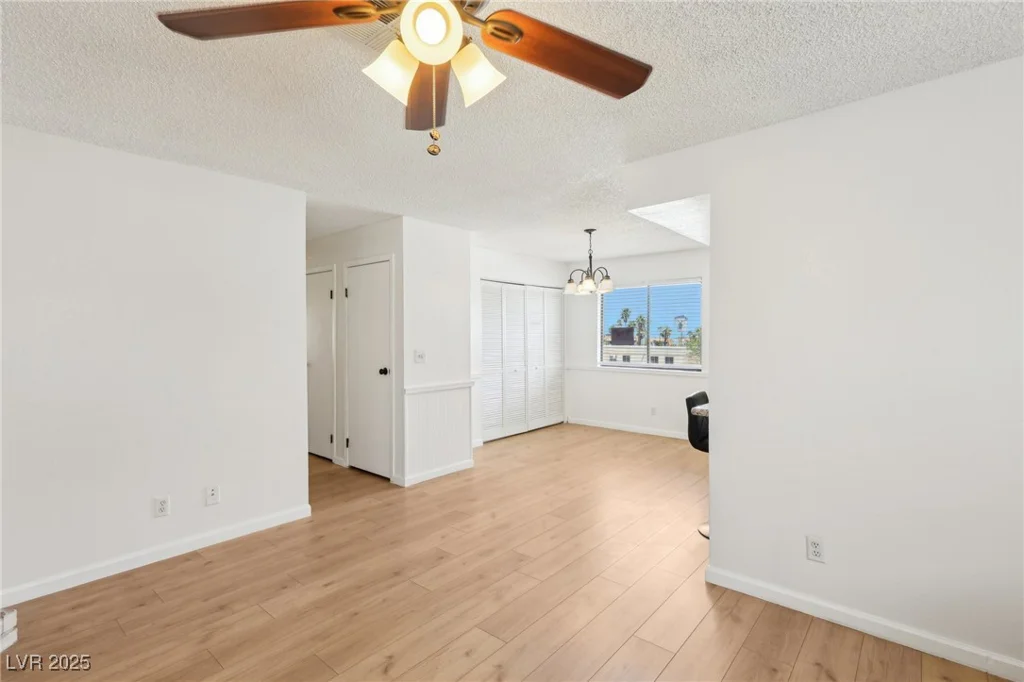 6711 Charleston, Las Vegas, NV 89146