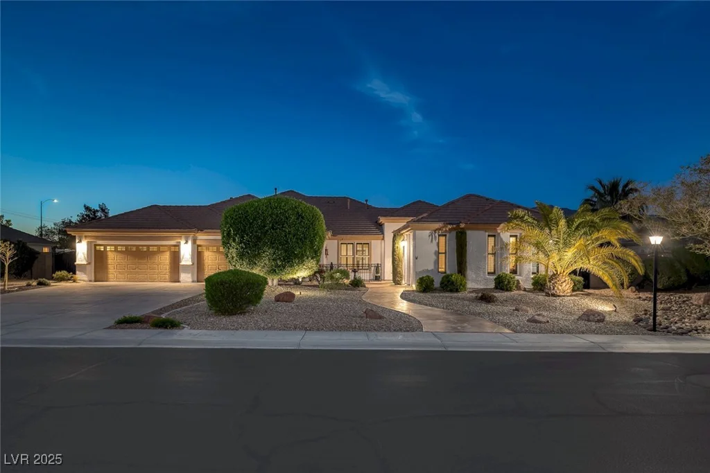 5858 Majestic Tide, Las Vegas, NV 89131