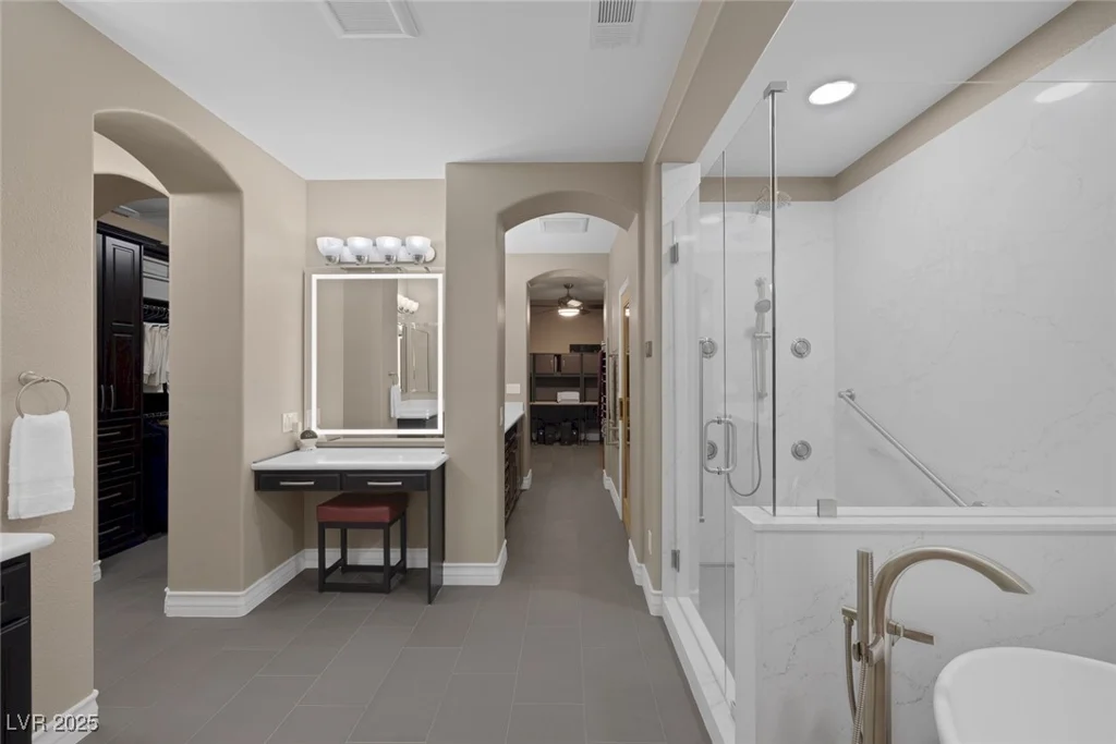 5858 Majestic Tide, Las Vegas, NV 89131