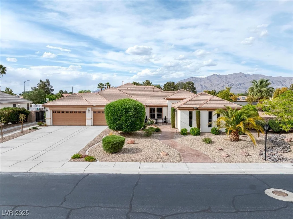 5858 Majestic Tide, Las Vegas, NV 89131