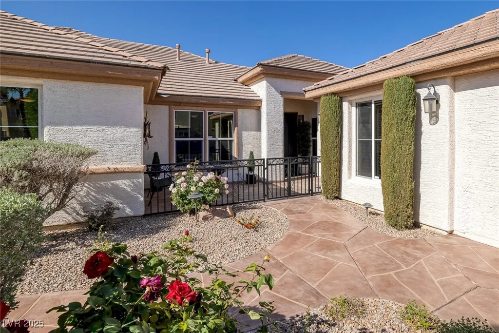 5858 Majestic Tide, Las Vegas, NV 89131