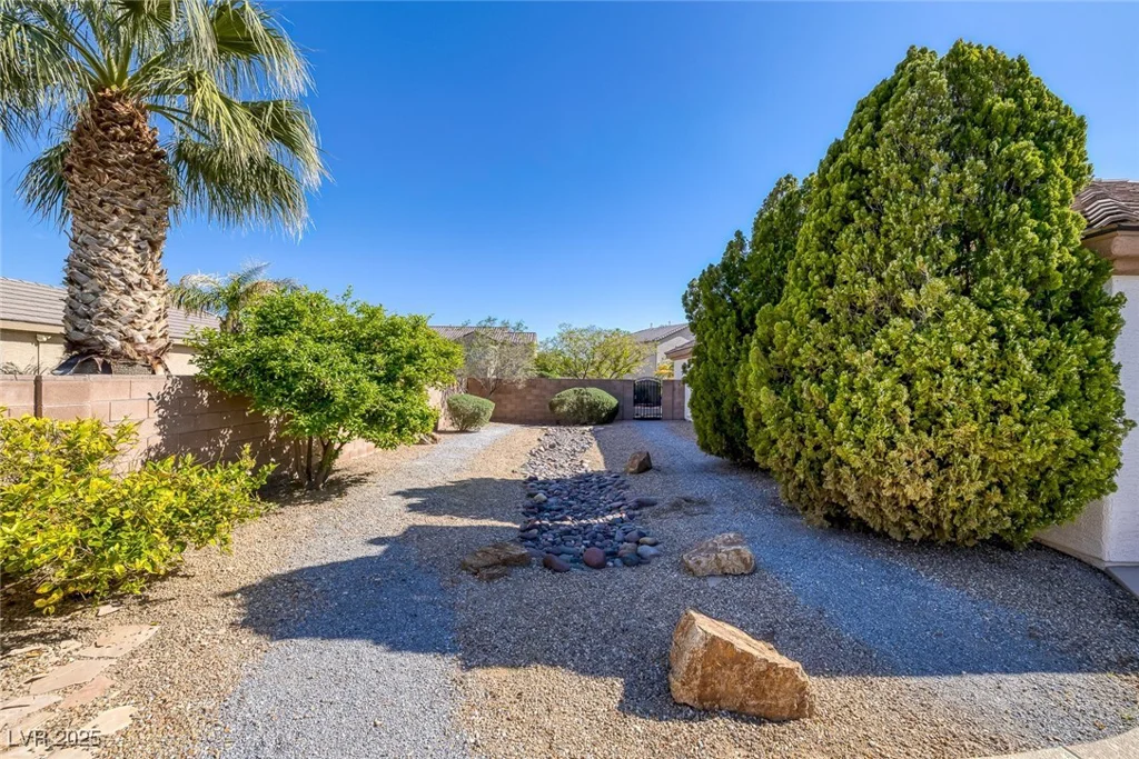 5858 Majestic Tide, Las Vegas, NV 89131