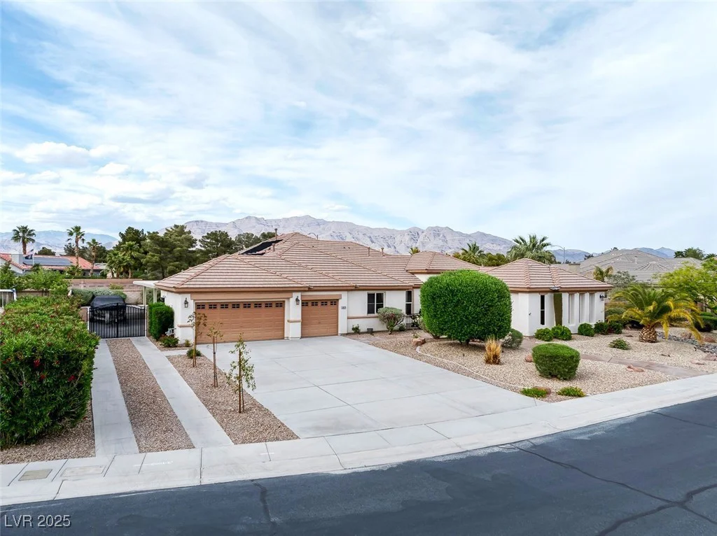 5858 Majestic Tide, Las Vegas, NV 89131