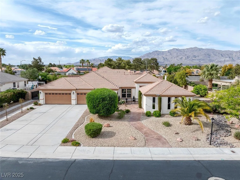 5858 Majestic Tide, Las Vegas, NV 89131
