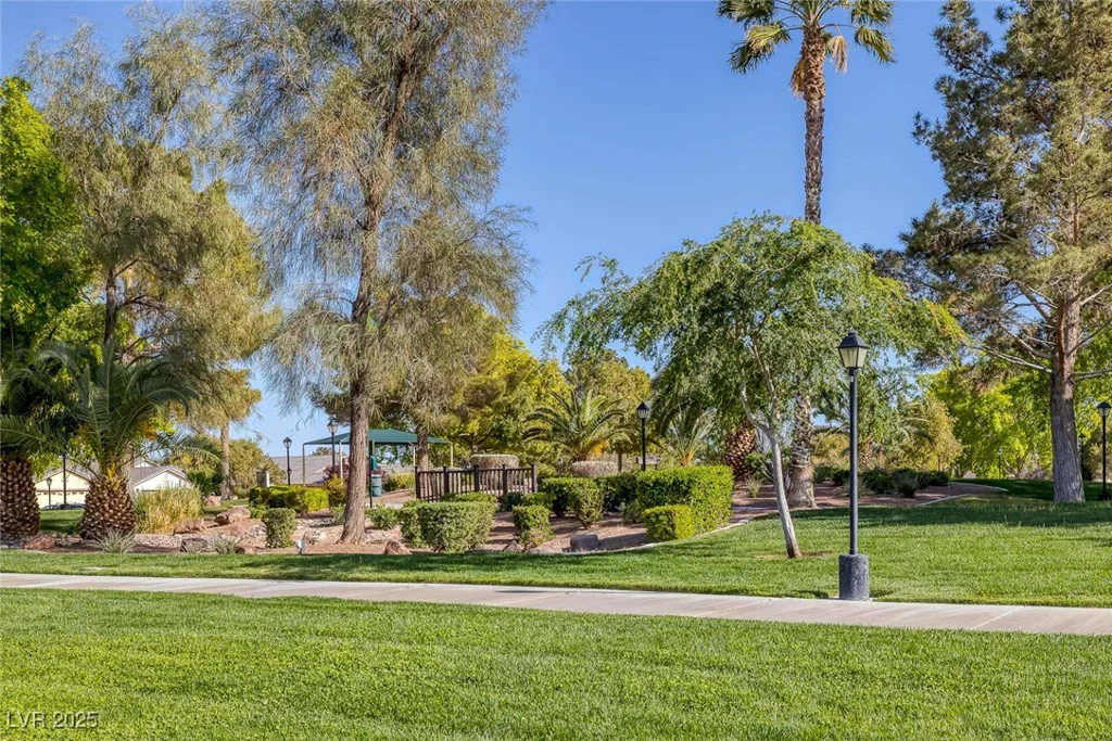 5858 Majestic Tide, Las Vegas, NV 89131
