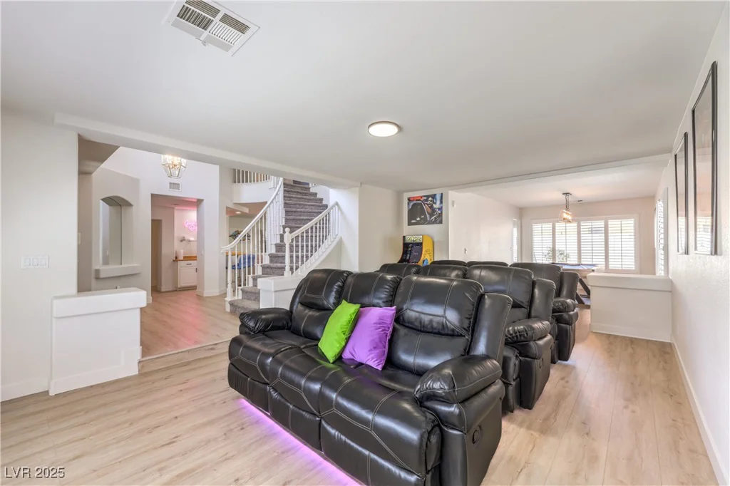 9124 Sapphire Ridge, Las Vegas, NV 89129