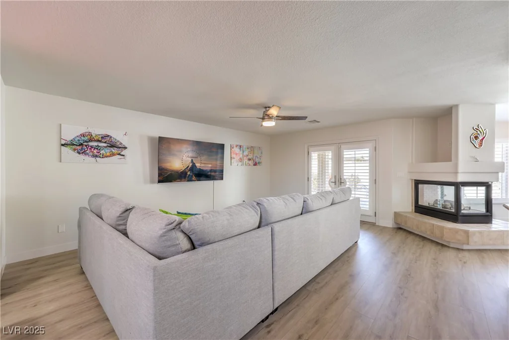 9124 Sapphire Ridge, Las Vegas, NV 89129