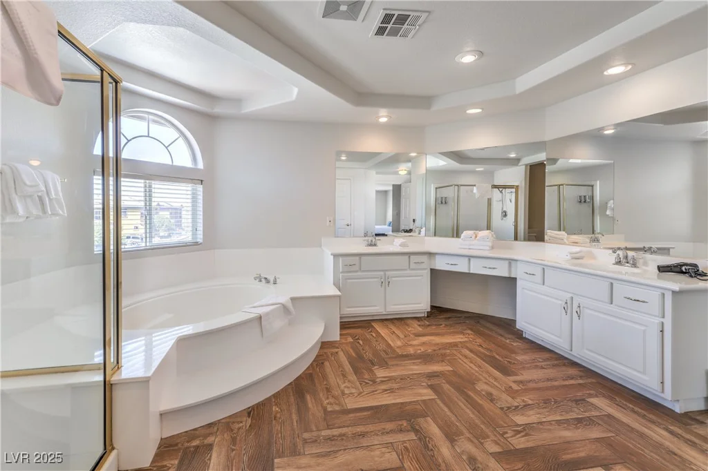 9124 Sapphire Ridge, Las Vegas, NV 89129