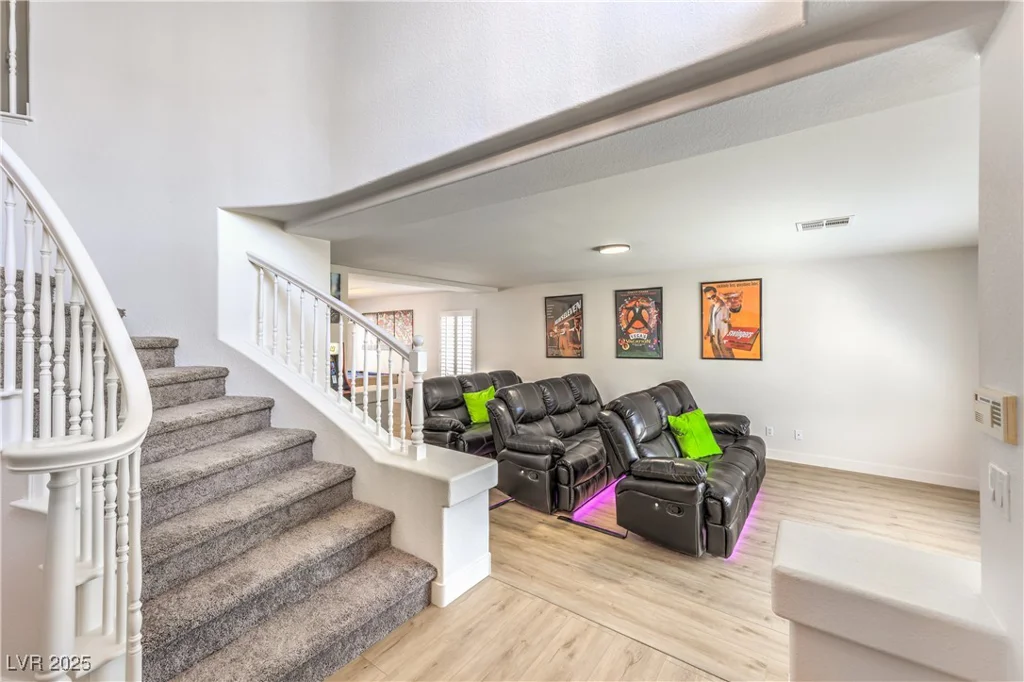 9124 Sapphire Ridge, Las Vegas, NV 89129