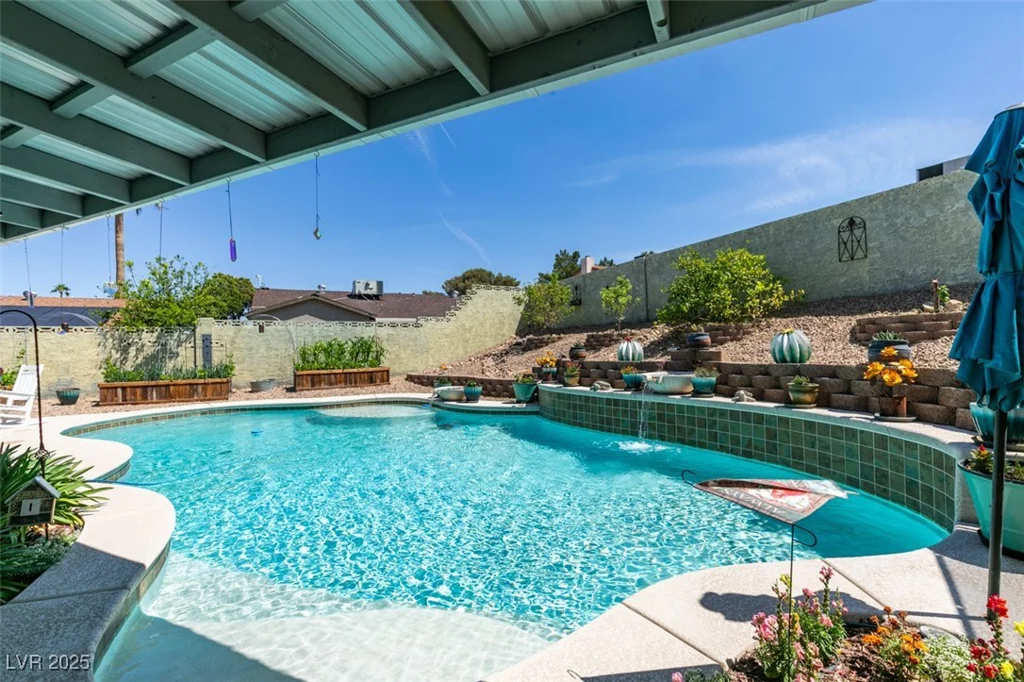 386 Summer Creek, Henderson, NV 89002