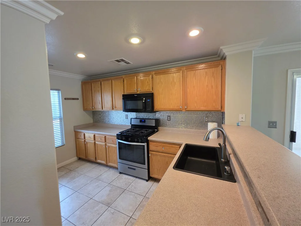 1144 Black Cherry, Las Vegas, NV 89142