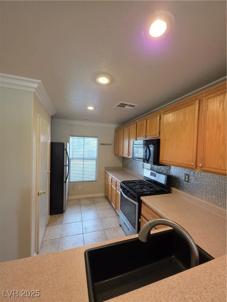 1144 Black Cherry, Las Vegas, NV 89142