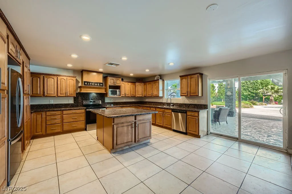 7760 Haven, Las Vegas, NV 89123