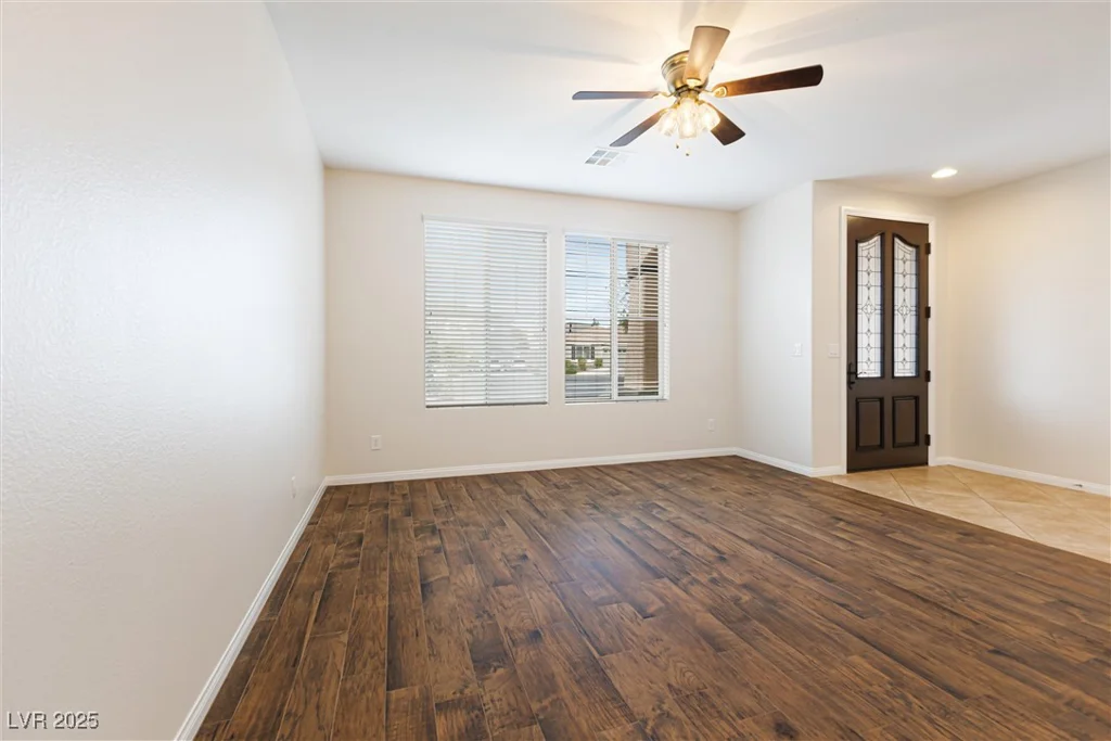 623 Blue Snow River, Henderson, NV 89002