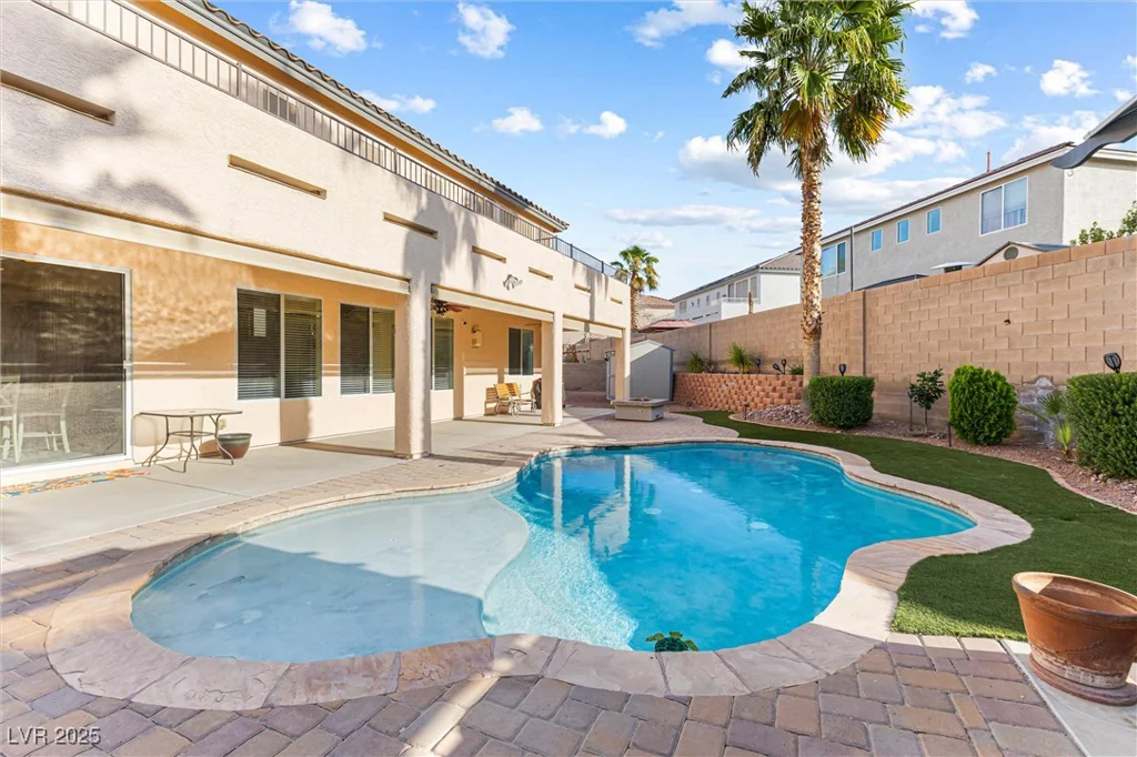 623 Blue Snow River, Henderson, NV 89002