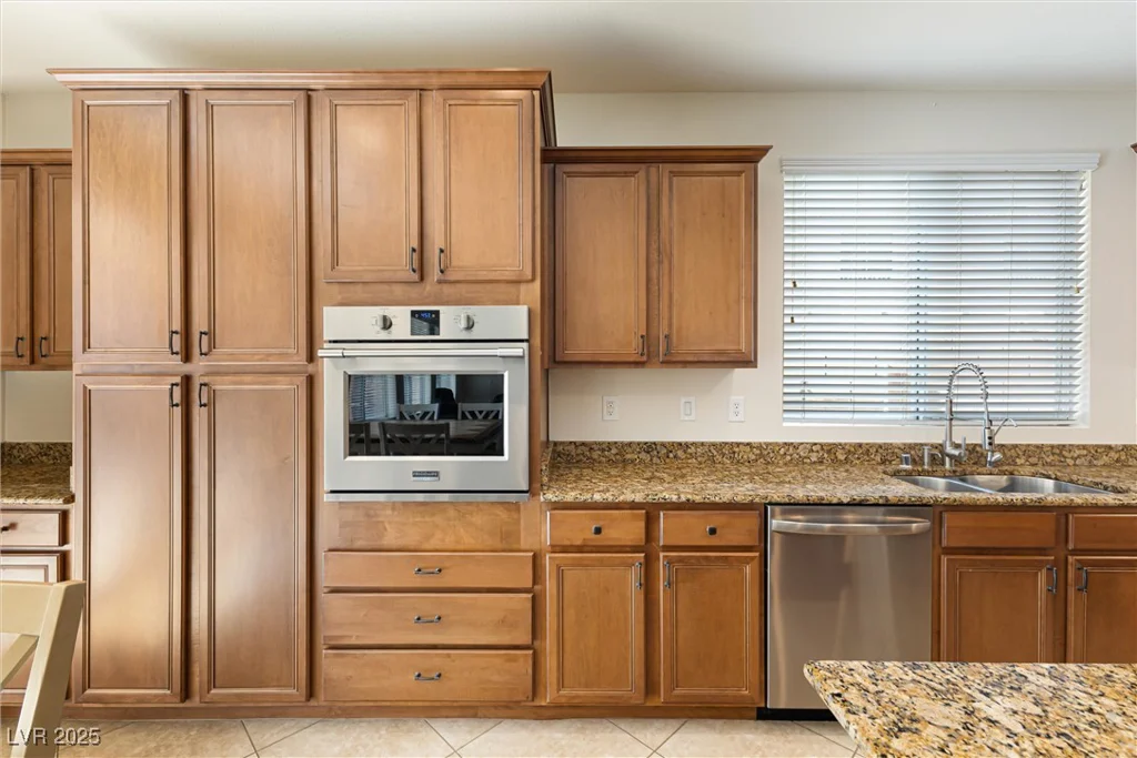 623 Blue Snow River, Henderson, NV 89002