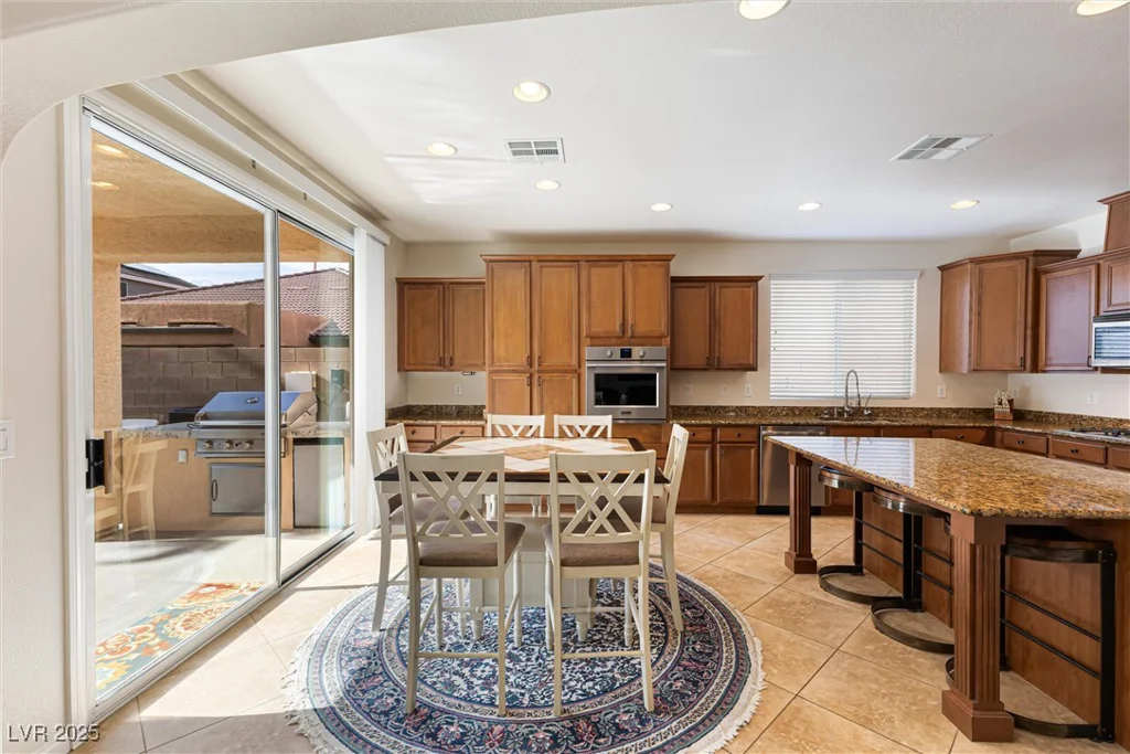 623 Blue Snow River, Henderson, NV 89002