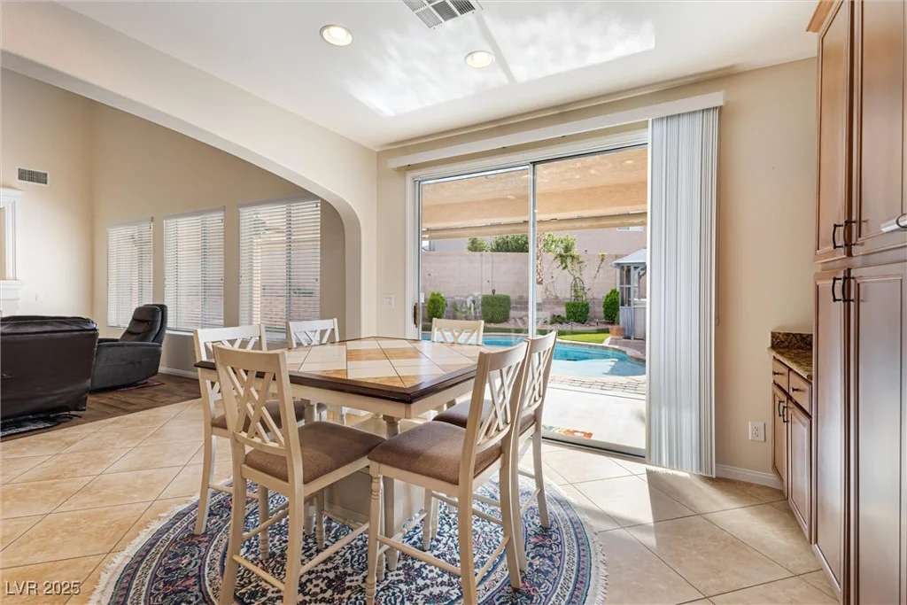 623 Blue Snow River, Henderson, NV 89002