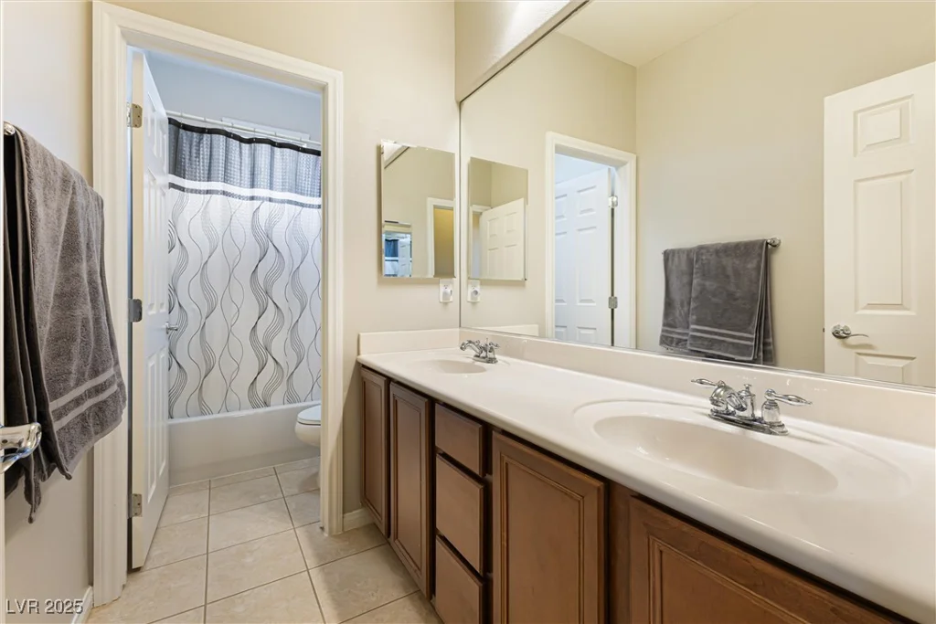 623 Blue Snow River, Henderson, NV 89002