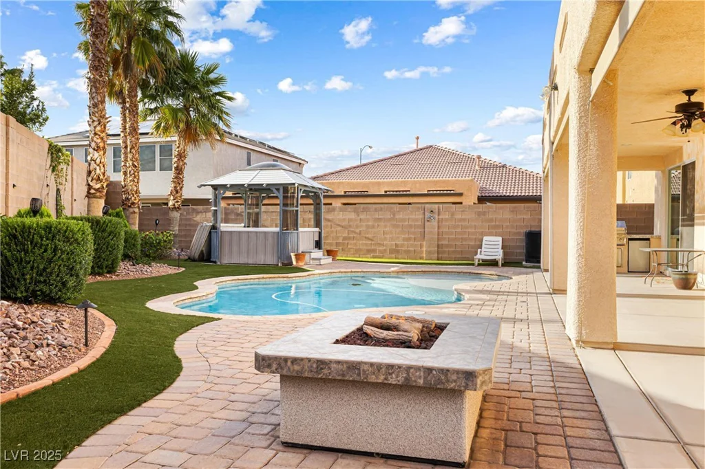 623 Blue Snow River, Henderson, NV 89002