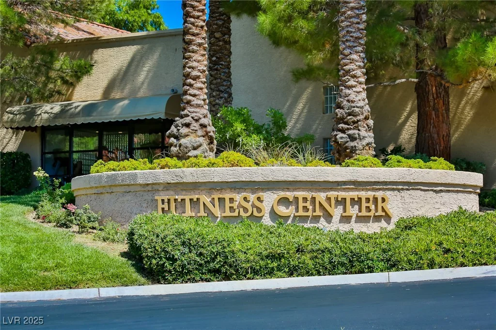 42 Gulf Stream, Las Vegas, NV 89113