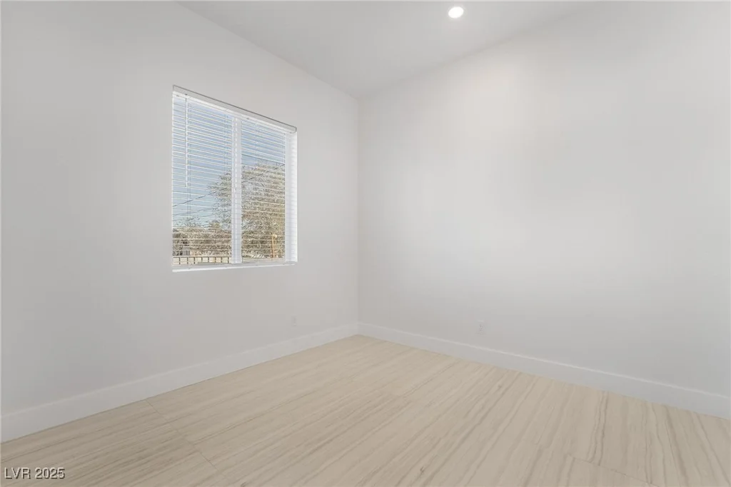 60 Pecos, Las Vegas, NV 89110