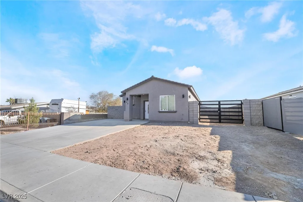 60 Pecos, Las Vegas, NV 89110