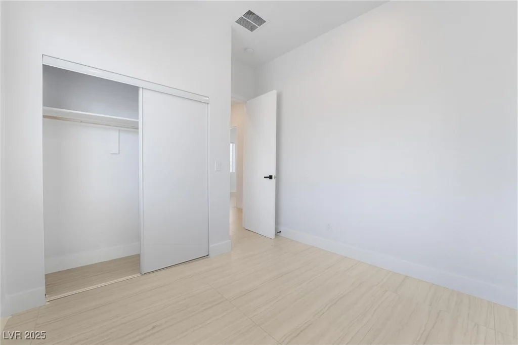 60 Pecos, Las Vegas, NV 89110