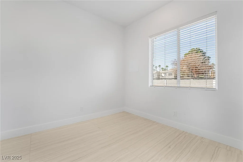 60 Pecos, Las Vegas, NV 89110