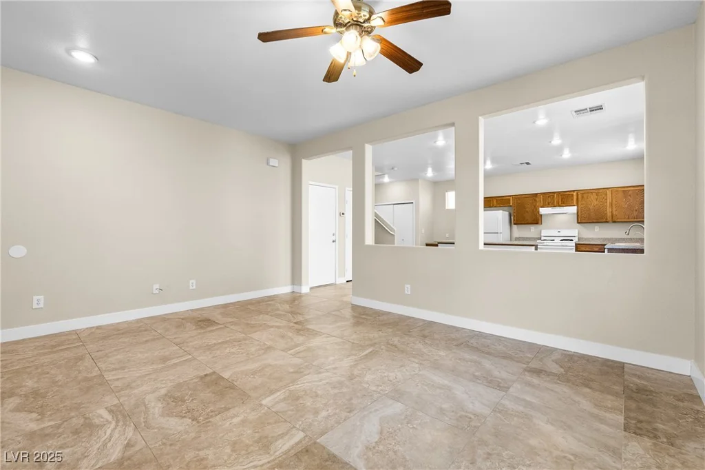 6743 Windingwood, Las Vegas, NV 89148