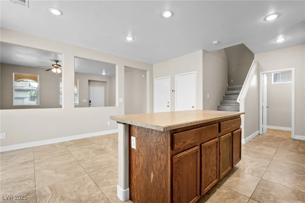 6743 Windingwood, Las Vegas, NV 89148