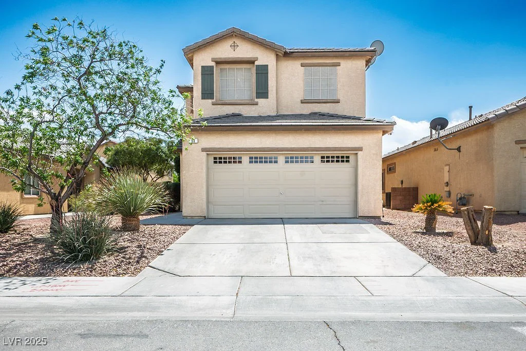 53 Hoke Edward, North Las Vegas, NV 89031