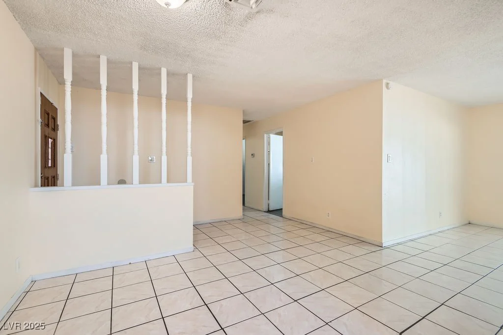 5317 Holmby, Las Vegas, NV 89146