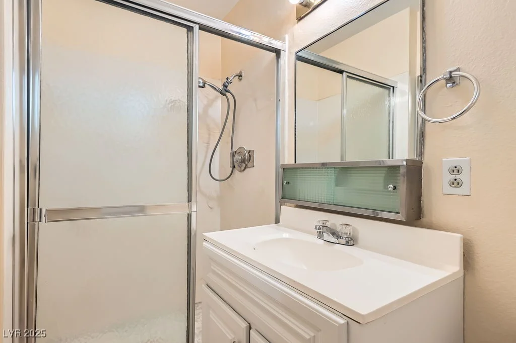 5317 Holmby, Las Vegas, NV 89146