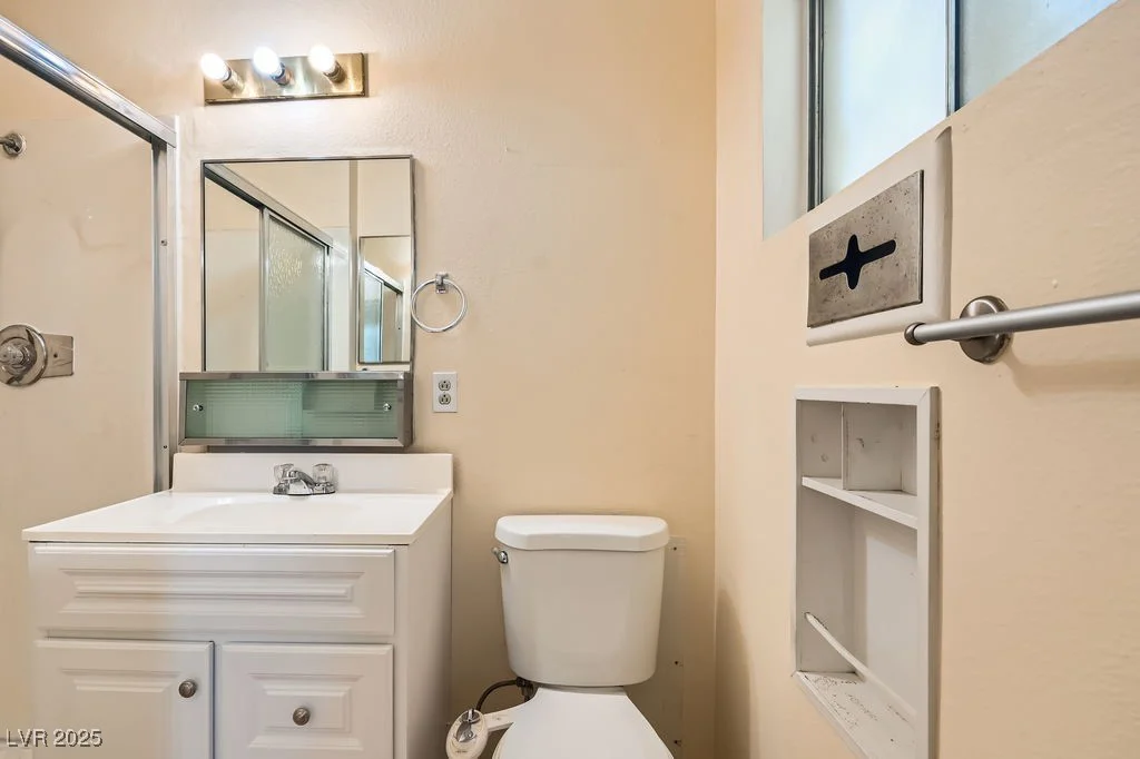 5317 Holmby, Las Vegas, NV 89146