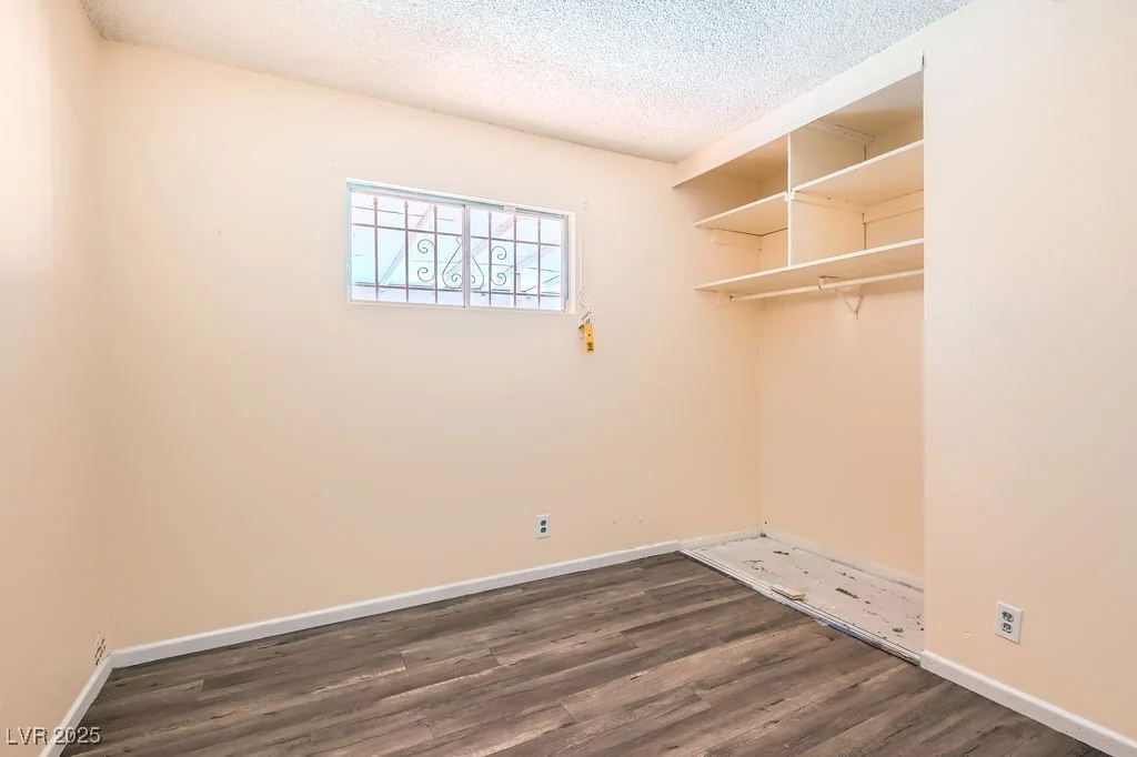 5317 Holmby, Las Vegas, NV 89146