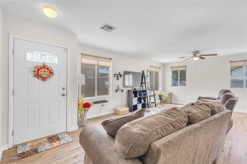 628 Carlos Julio, North Las Vegas, NV 89031