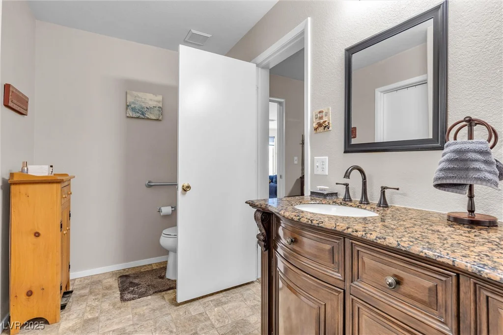 628 Carlos Julio, North Las Vegas, NV 89031