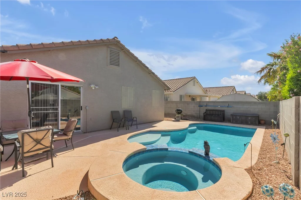 628 Carlos Julio, North Las Vegas, NV 89031