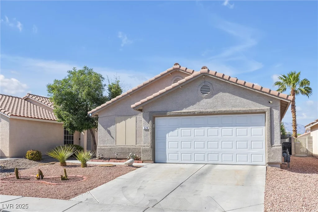 628 Carlos Julio, North Las Vegas, NV 89031