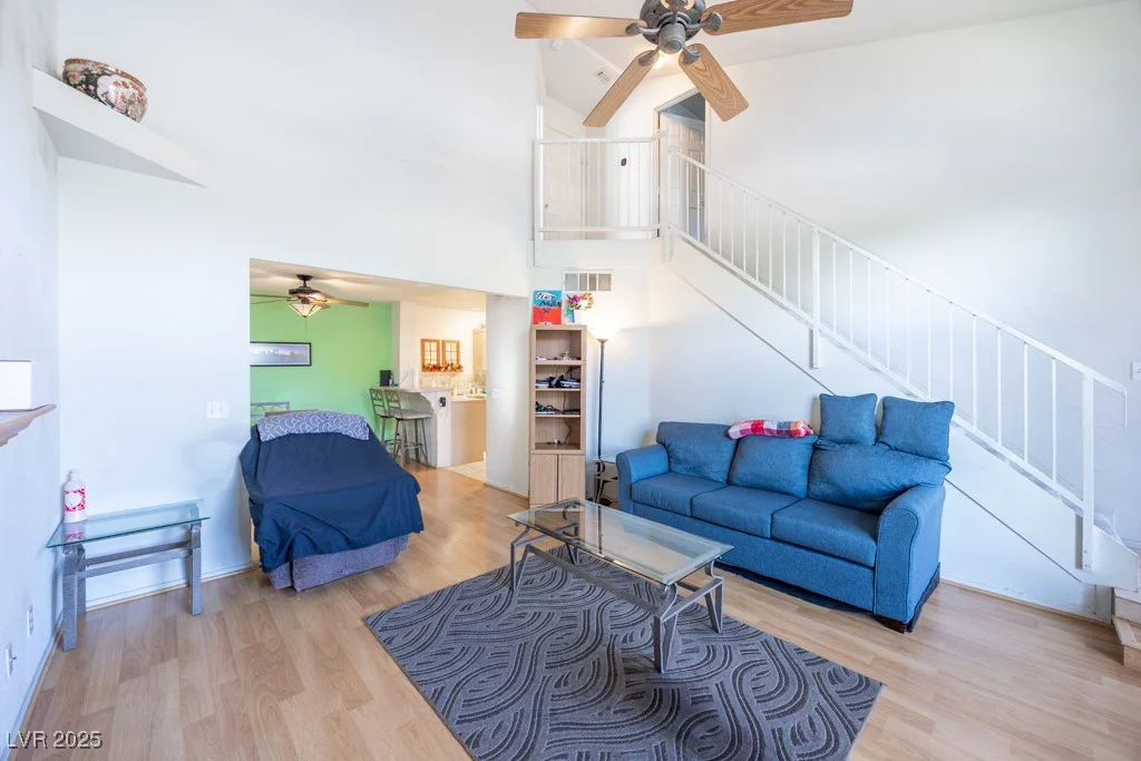 7985 Simone, Las Vegas, NV 89147