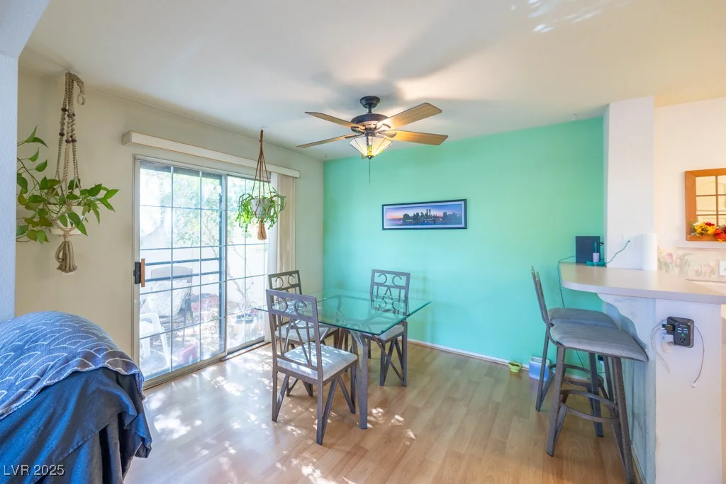 7985 Simone, Las Vegas, NV 89147