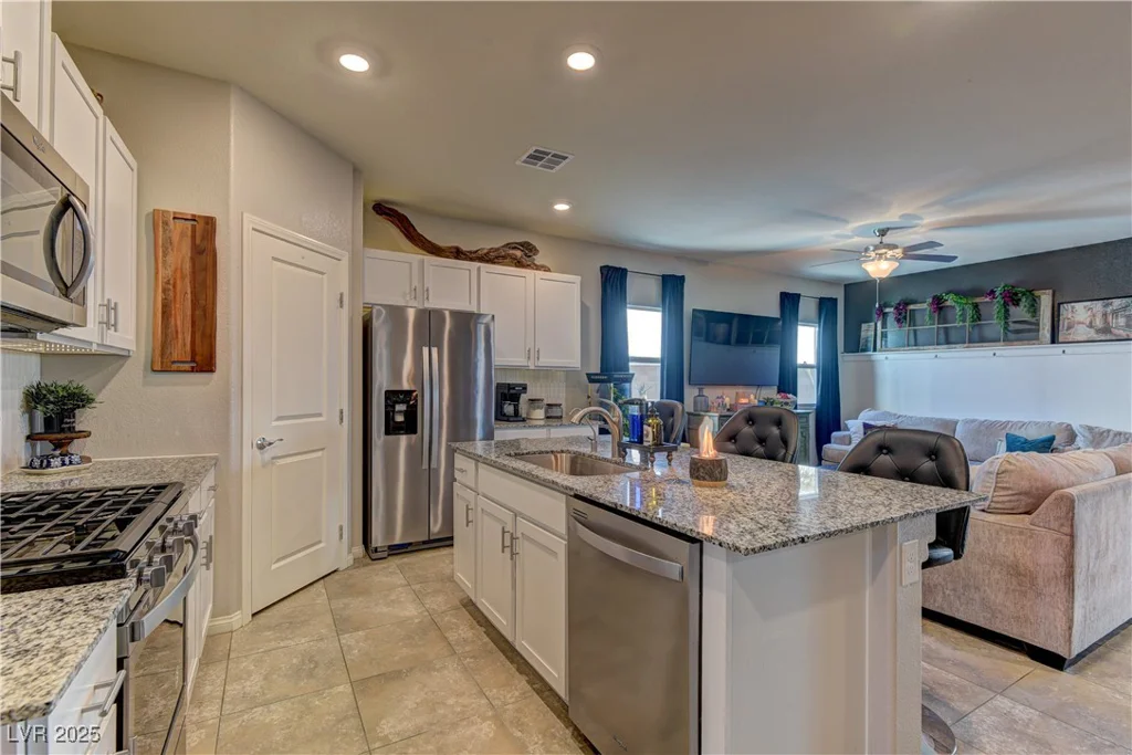 7938 Jessamy, North Las Vegas, NV 89084