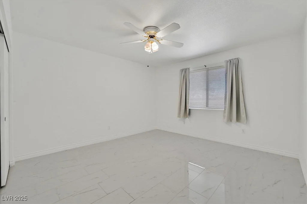 7925 Placid, Las Vegas, NV 89123
