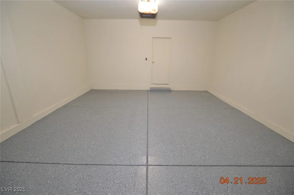 9343 Leaping Deer, Las Vegas, NV 89178