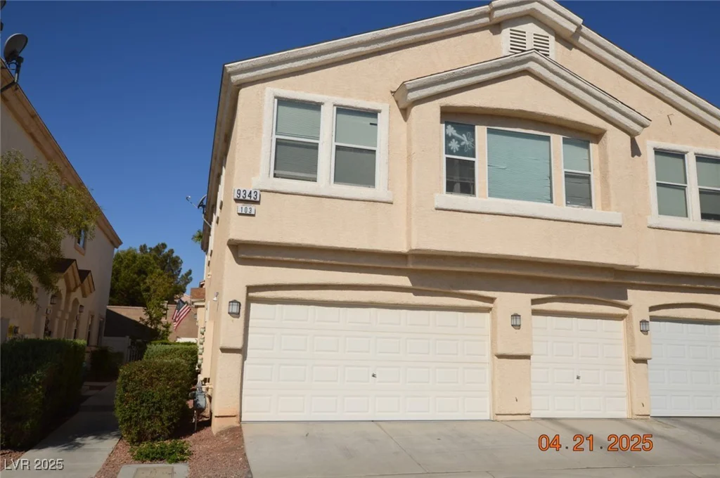 9343 Leaping Deer, Las Vegas, NV 89178
