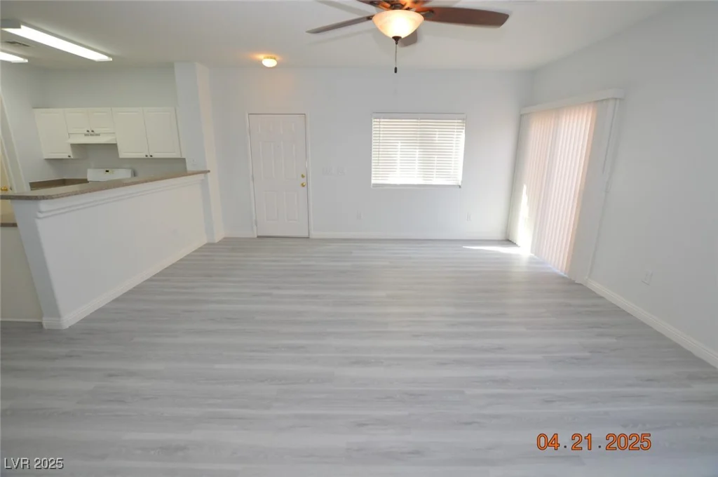 9343 Leaping Deer, Las Vegas, NV 89178