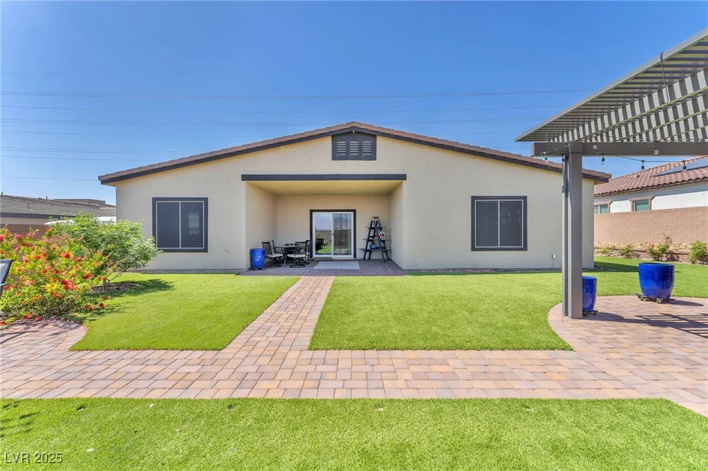 10266 Sweet Holly, Las Vegas, NV 89149