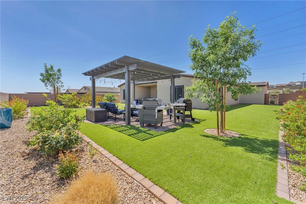 10266 Sweet Holly, Las Vegas, NV 89149